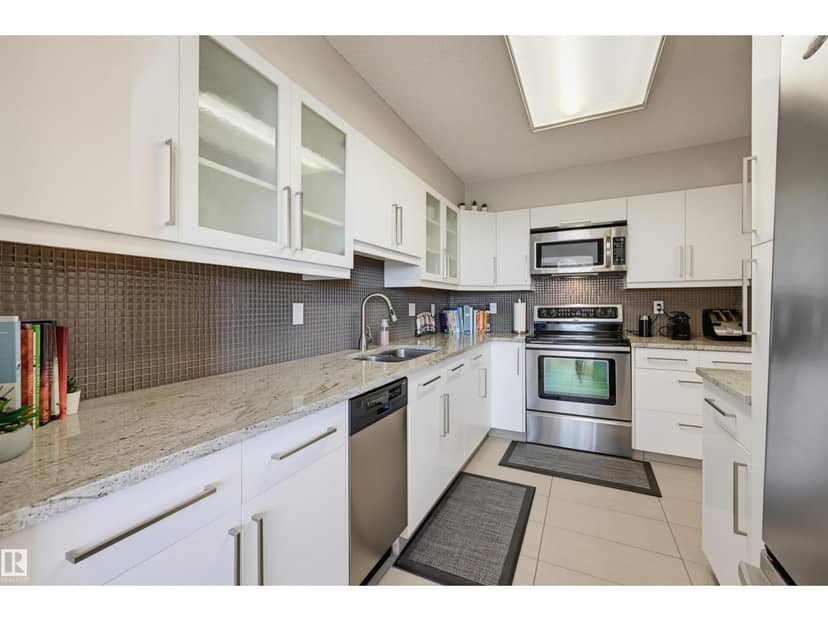 #203 8340 Jasper AV NW NW — photo 16 of 40
