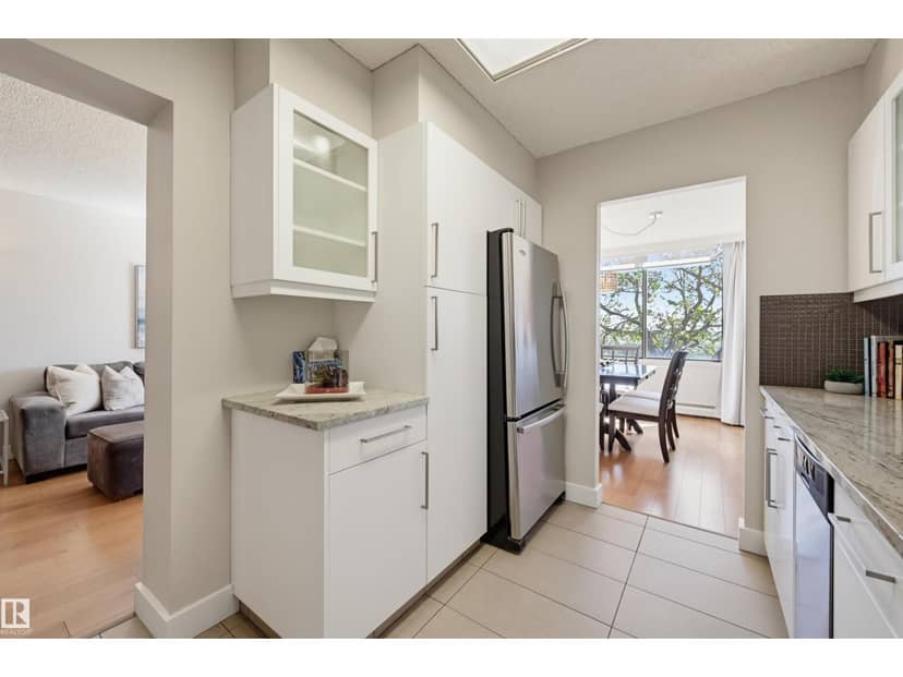 #203 8340 Jasper AV NW NW — photo 18 of 40