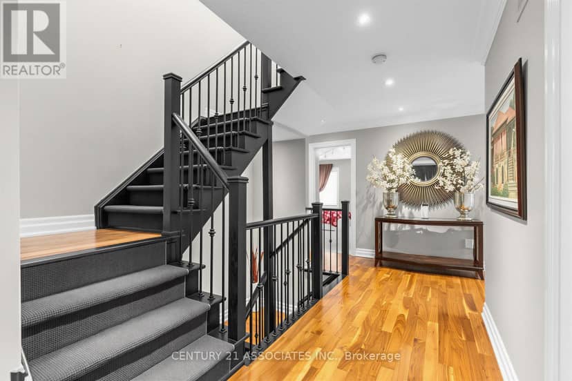 29 Black Diamond Crescent — photo 35 of 40