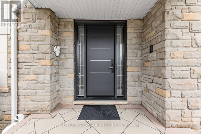 29 Black Diamond Crescent — photo 6 of 40
