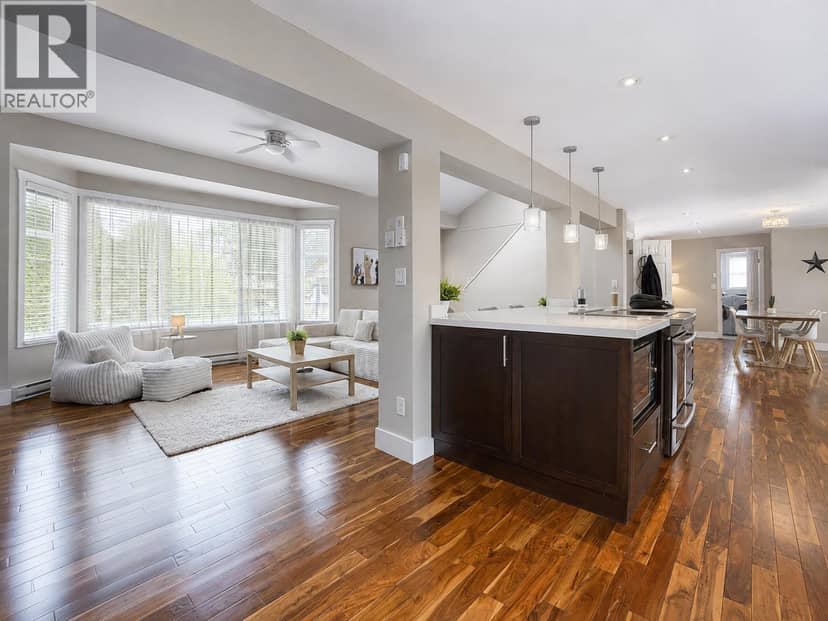 1510 MACDONALD PLACE, Squamish, photo 4