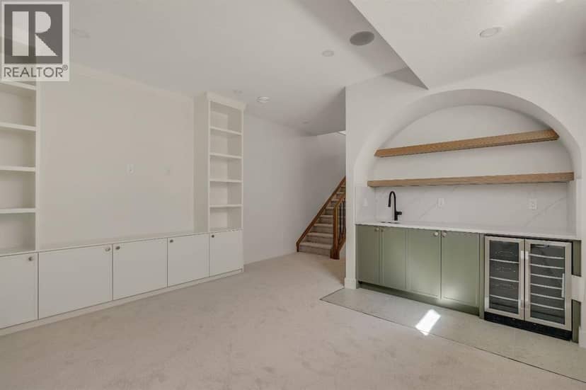 2022 36 Street SW — photo 32 of 34