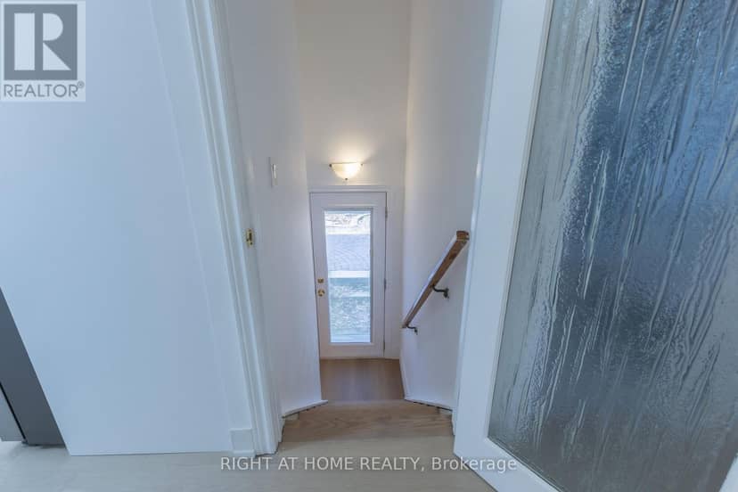 1480 Kenmuir Avenue — photo 16 of 33