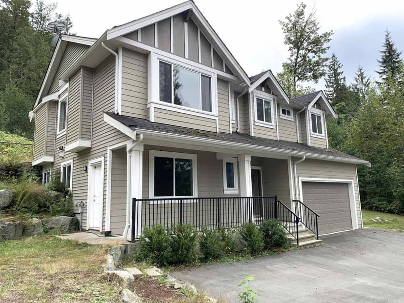 10710 SYLVESTER ROAD, Mission