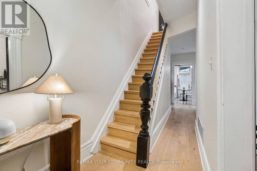 21 Laurier Avenue E — photo 19 of 40