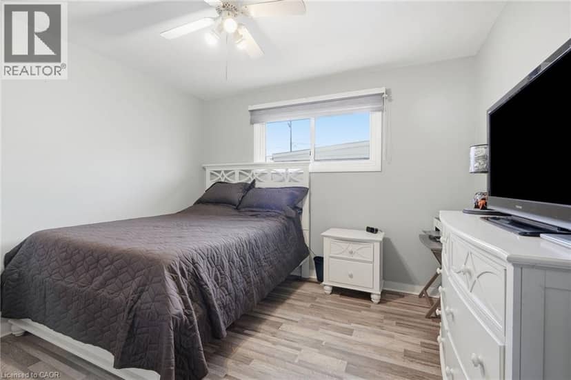 287 SANTONE Avenue — photo 10 of 25