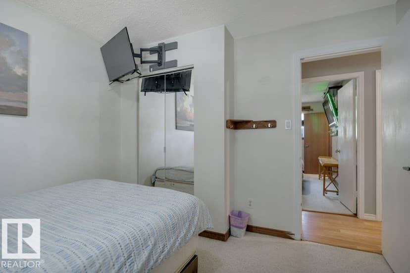 147 Garwood CR — photo 25 of 40