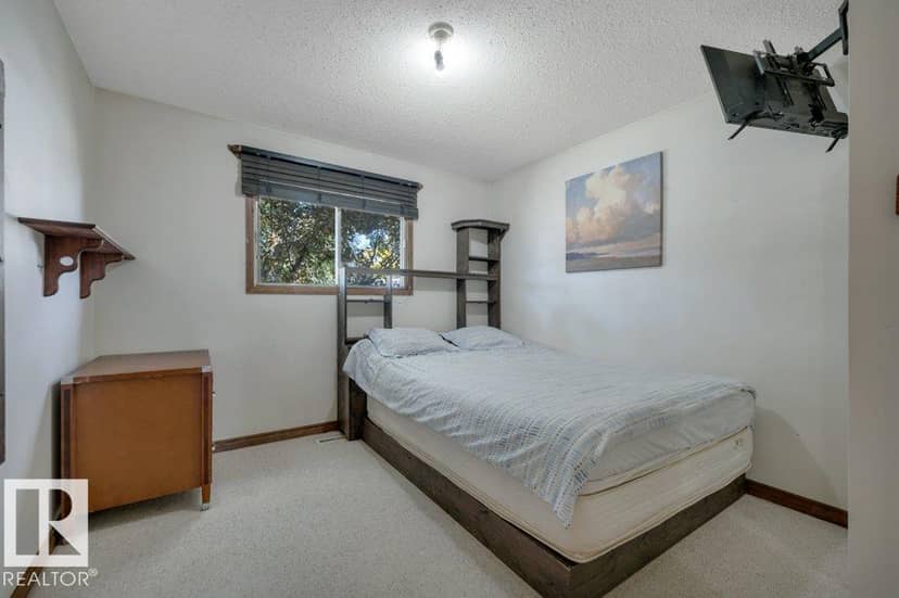 147 Garwood CR — photo 23 of 40