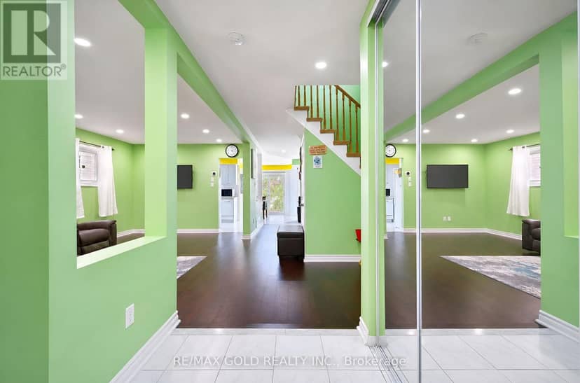 5261 River Forest Court — photo 6 of 40