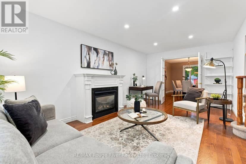 7 Lyndhurst Crescent, Whitby, photo 5