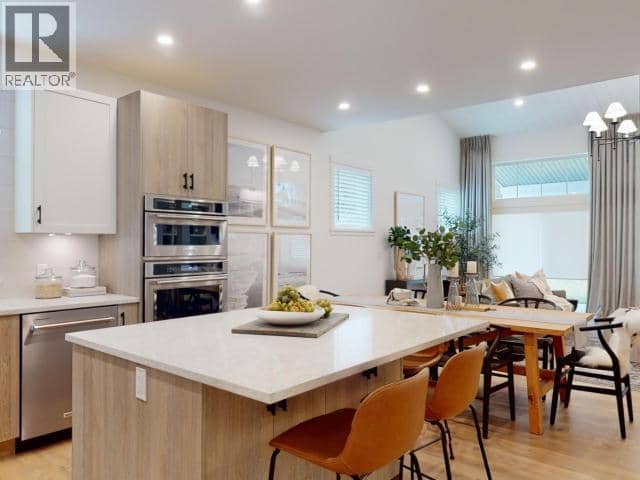 4066 SATURNA AVE, Powell River, photo 4