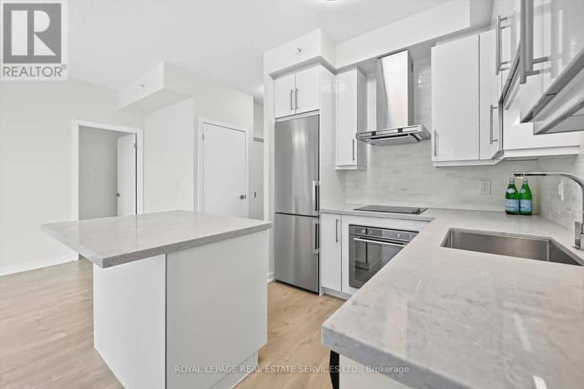 1410 - 2087 Fairview Street — photo 28 of 40