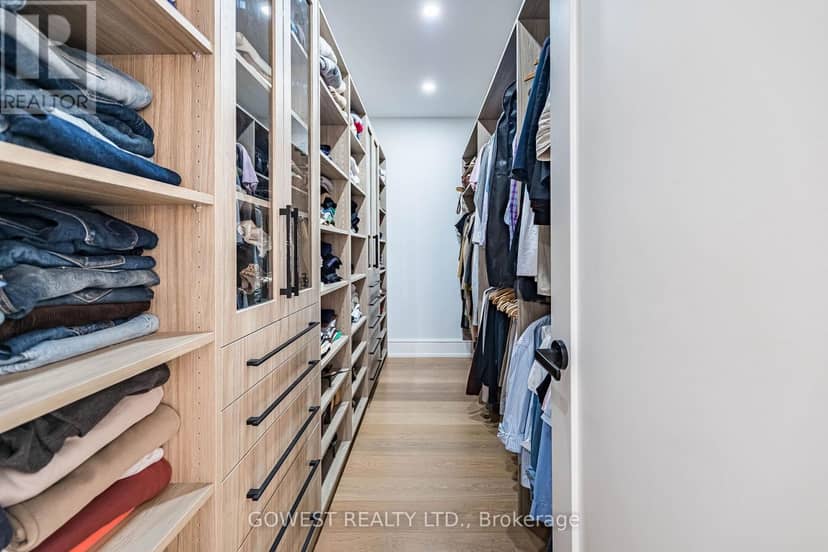 402 Niar Avenue — photo 27 of 40