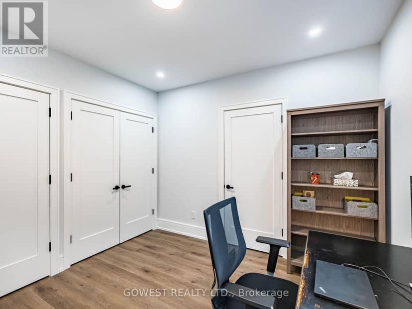 402 Niar Avenue — photo 38 of 40