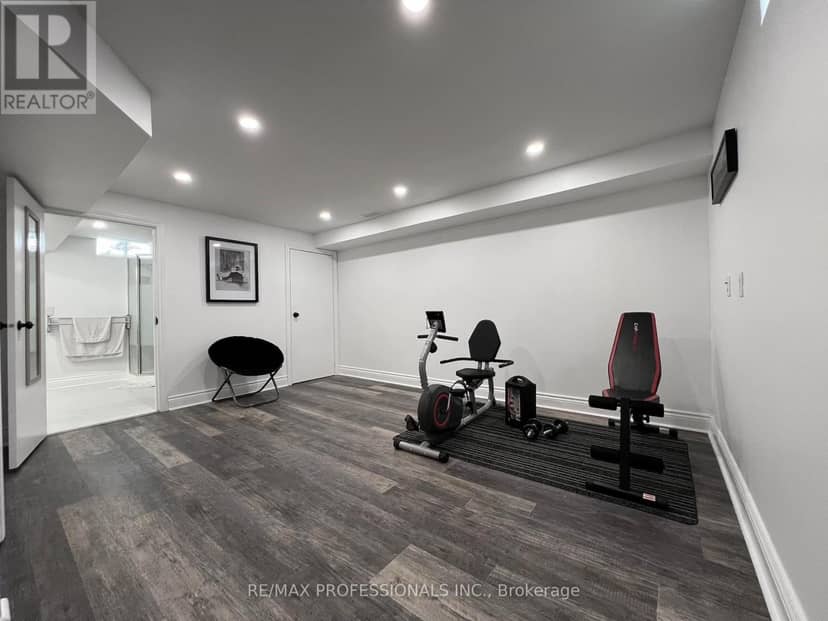 373 West Acres Drive — photo 18 of 32
