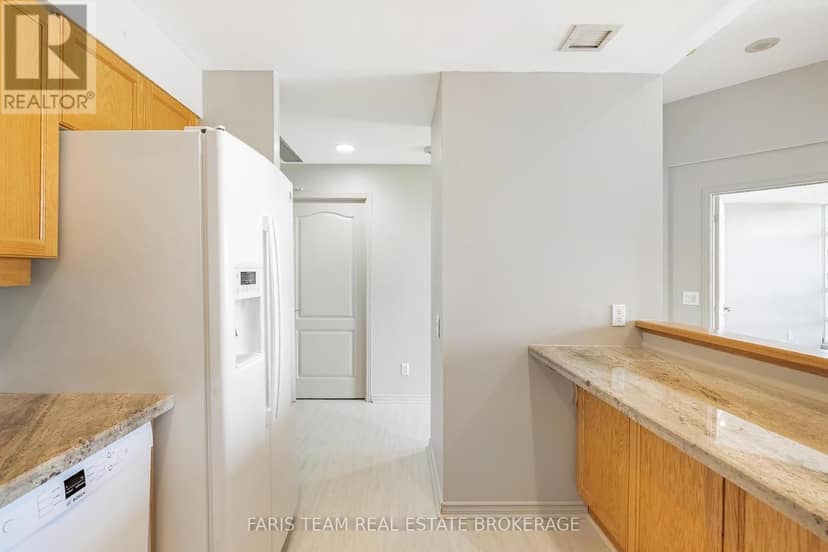 82 - 74 Ross Street — photo 11 of 32