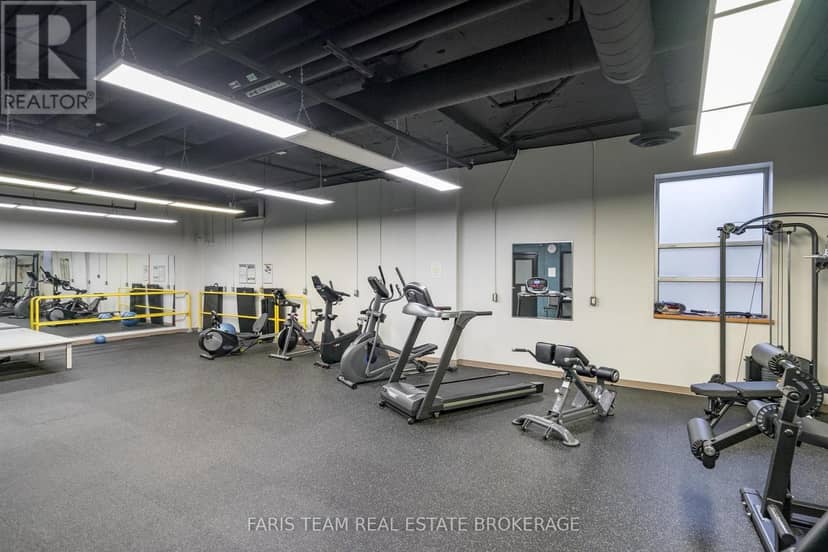 82 - 74 Ross Street — photo 25 of 32