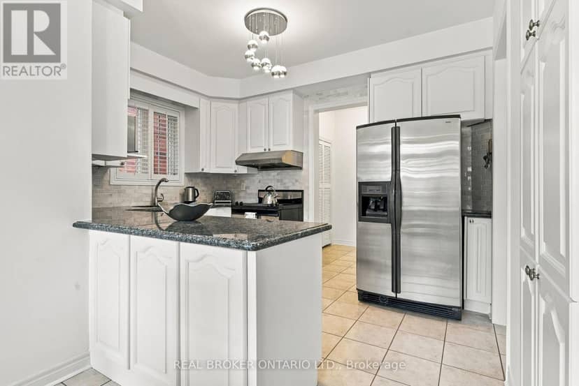 33 Pascoe Drive — photo 15 of 39