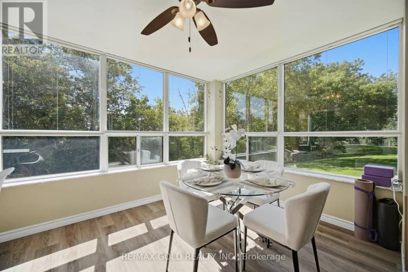 112 - 6 Humberline Drive — photo 11 of 28
