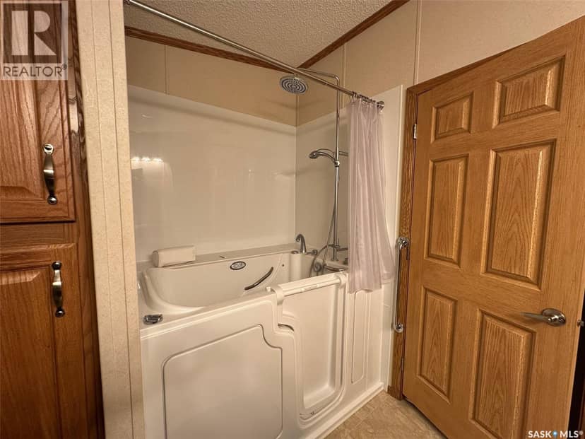 211 North STREET — photo 12 of 28
