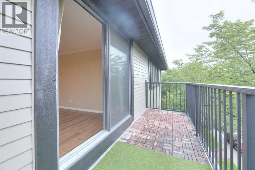 401, 727 56 Avenue SW — photo 32 of 34