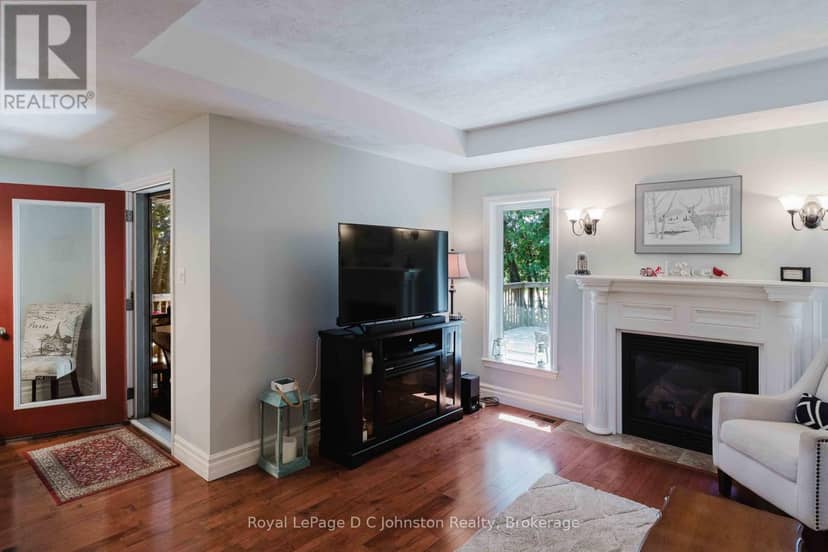 482 Creekwood Drive — photo 19 of 40