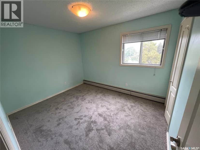 306C 1121 McKercher DRIVE — photo 11 of 19