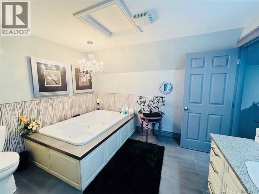 10 Thibodeau Lane — photo 33 of 40