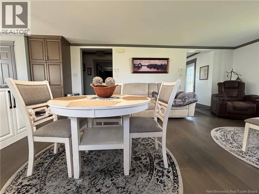 10 Thibodeau Lane — photo 12 of 40
