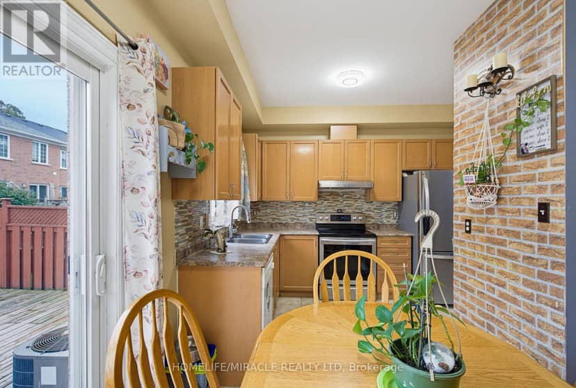 54 - 169 Tom Taylor Crescent, Newmarket, photo 2