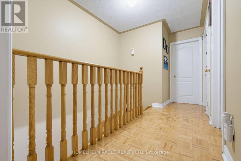 54 - 169 Tom Taylor Crescent — photo 20 of 29