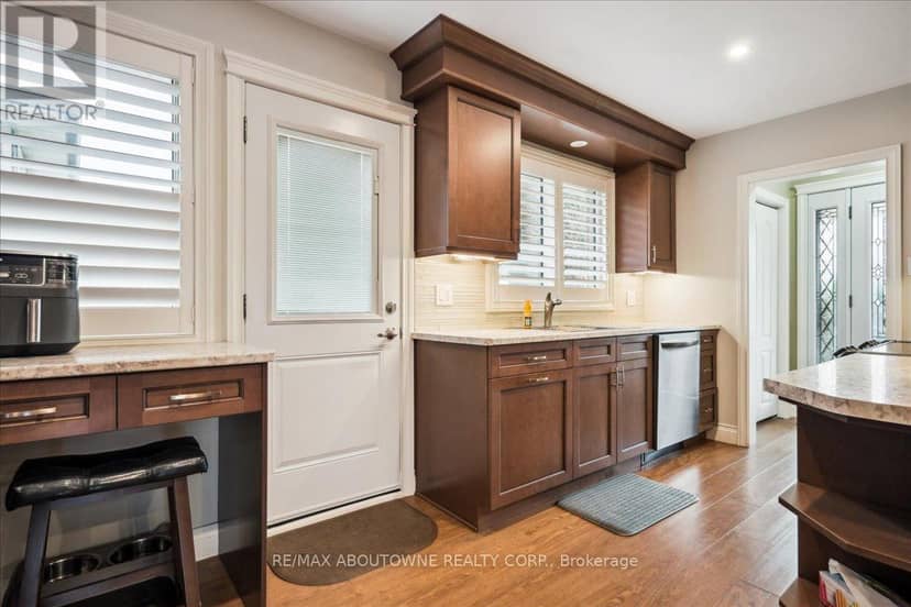 2033 Saxon Road — photo 18 of 40