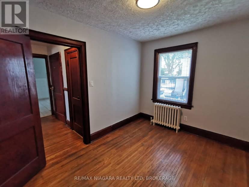 5078-5086 Fifth Avenue — photo 10 of 18