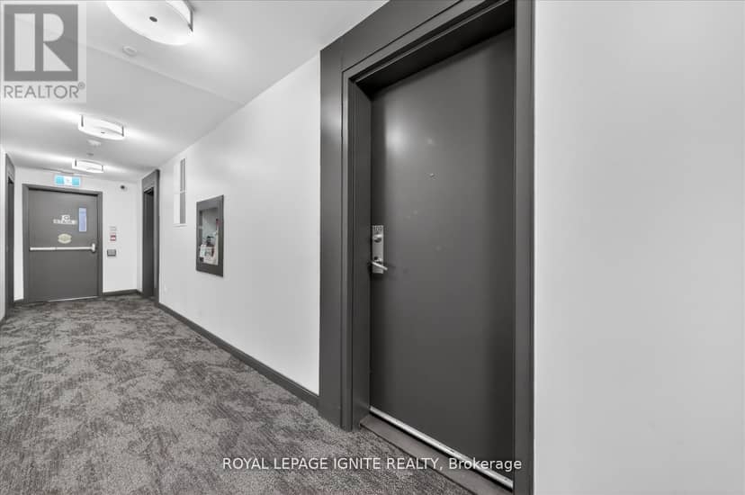 109 - 3560 St. Clair Avenue E — photo 5 of 30