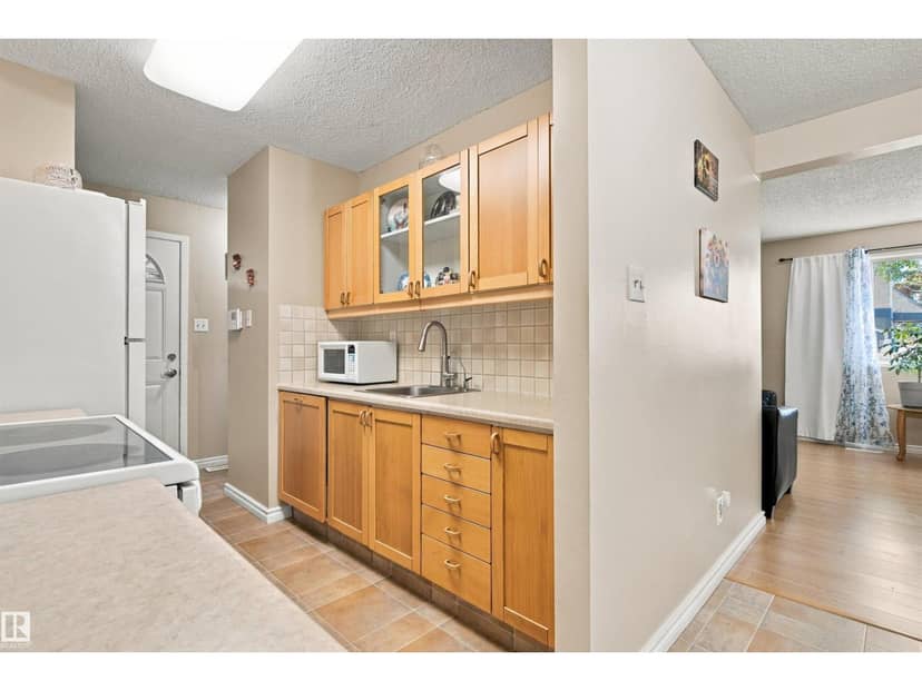 52 Belmead Gardens Gd NW — photo 15 of 40