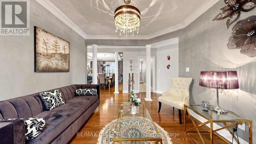 651 Via Romano Boulevard, Vaughan, photo 3