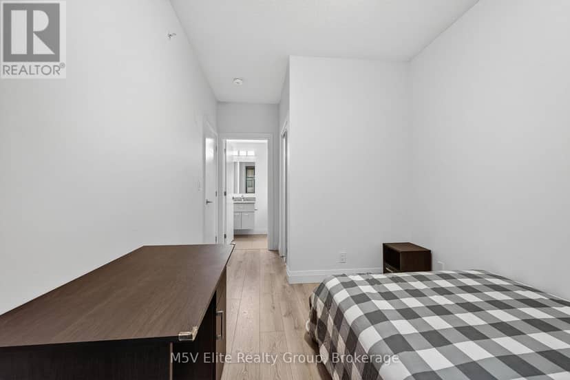 341 - 652 Princess Street — photo 13 of 36