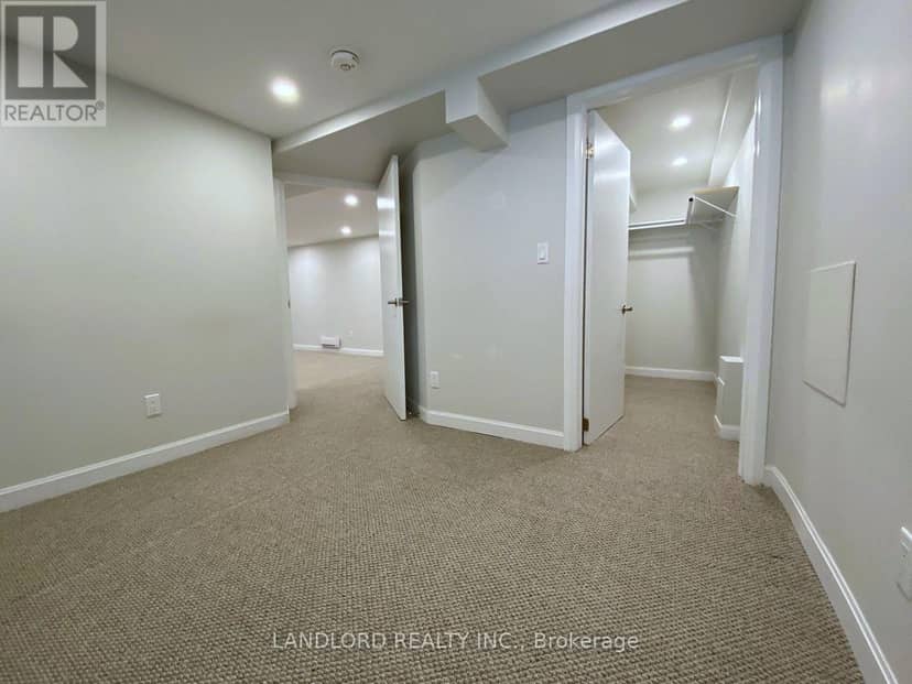 82 Parkway Avenue — photo 36 of 40