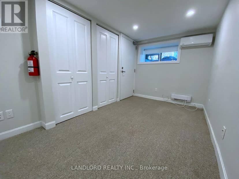 82 Parkway Avenue — photo 33 of 40