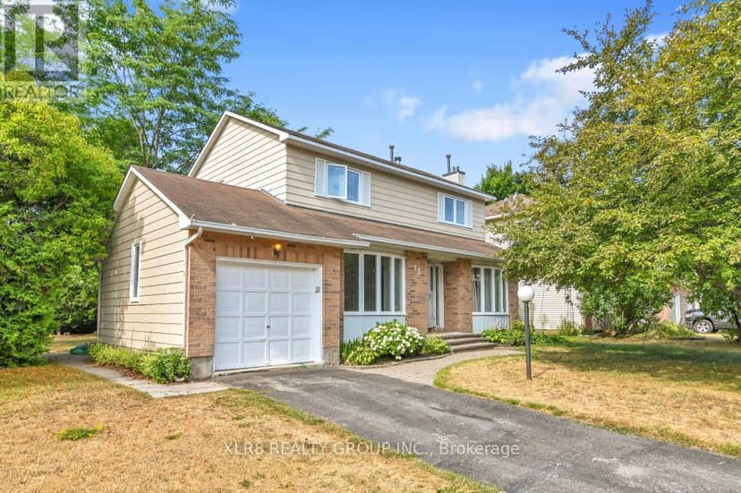 12 John Sidney Crescent — photo 1 of 33