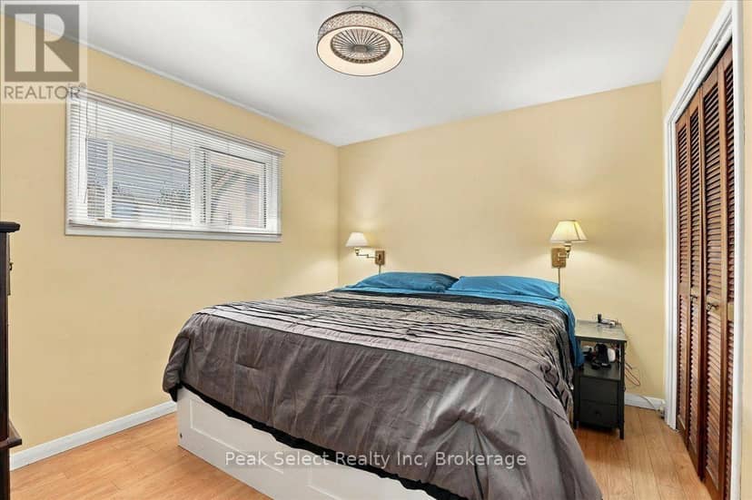 207 Byron Street — photo 18 of 40