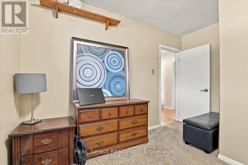 207 Byron Street — photo 19 of 40