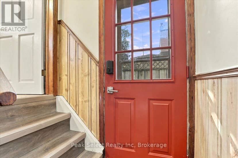 207 Byron Street — photo 24 of 40