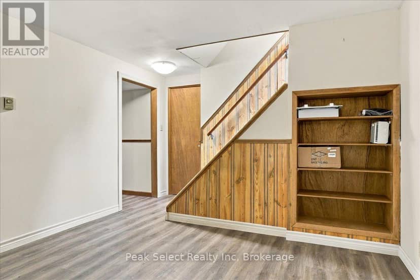 207 Byron Street — photo 25 of 40
