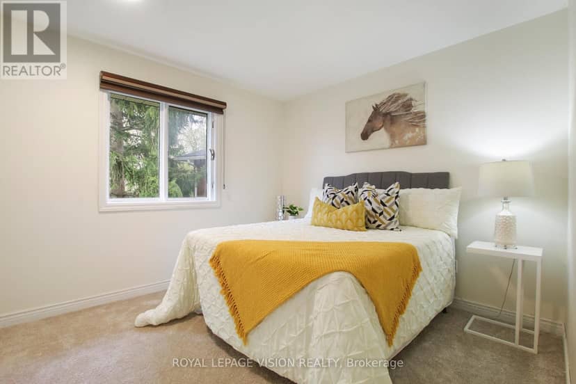 123 Chesham Avenue — photo 20 of 40