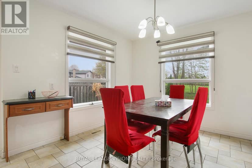 123 Chesham Avenue, London North, photo 8