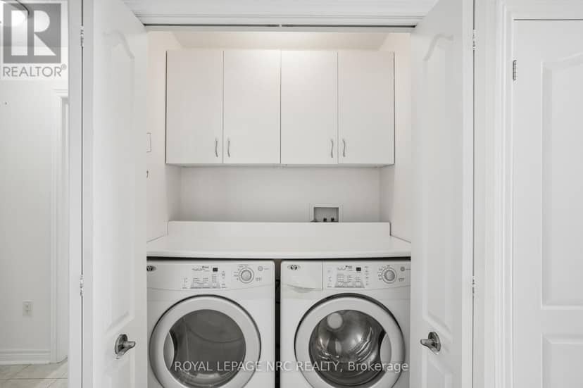 8 Bluegrass Crescent — photo 19 of 28