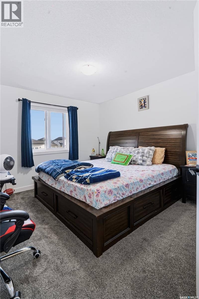 164 Thakur STREET — photo 14 of 34