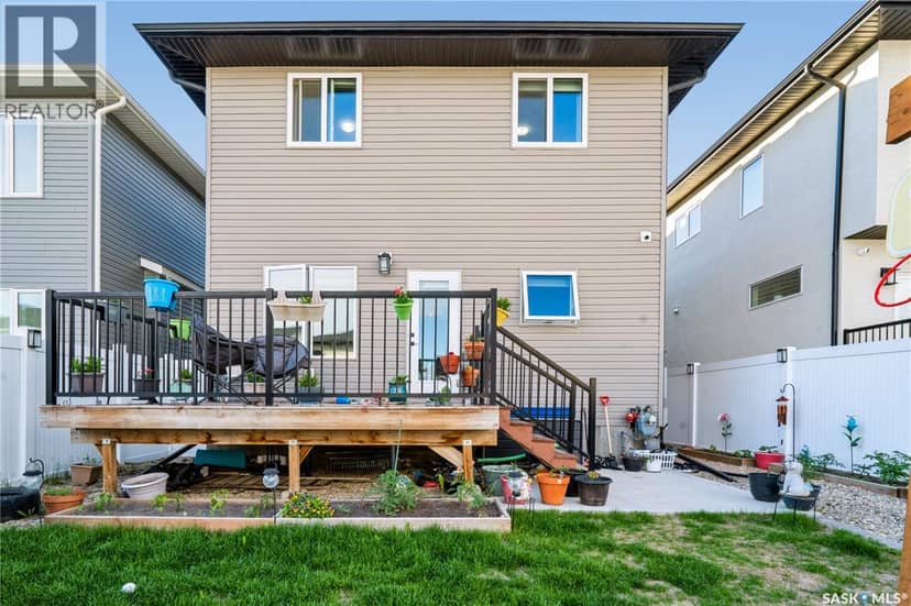 164 Thakur STREET — photo 32 of 34