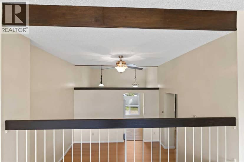31 Brae Glen Court SW — photo 22 of 40